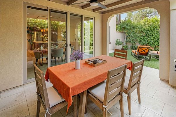 Dining room, Exterior
