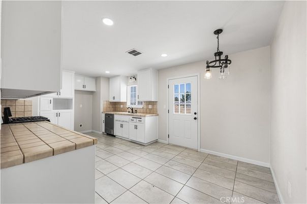 Interior, Kitchen, Pendant Lights, Recessed Lighting, Tile Countertops