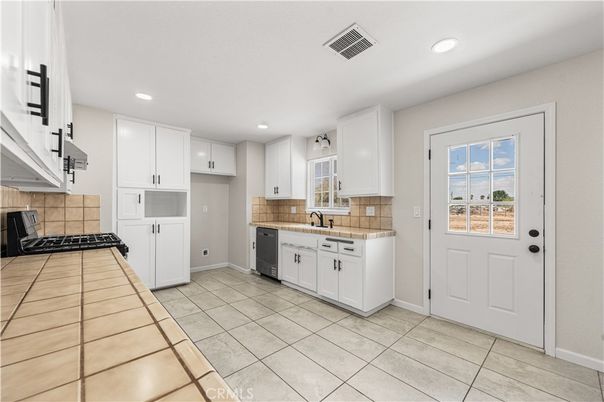Interior, Kitchen, Recessed Lighting, Tile Countertops