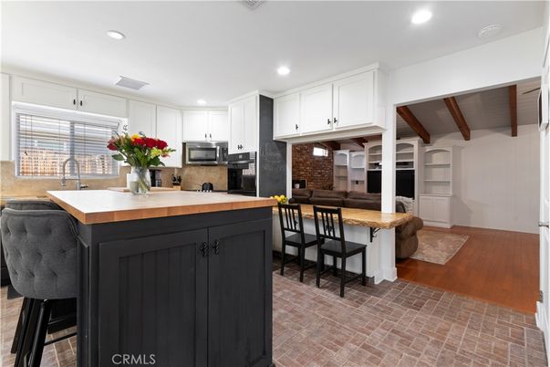 Interior, Kitchen, Recessed Lighting, Stainless Steel Appliances, Wooden Beams, Wooden Ceilings, Wood Texture Flooring