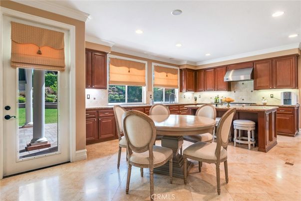 Dining room, Interior, Kitchen, Recessed Lighting