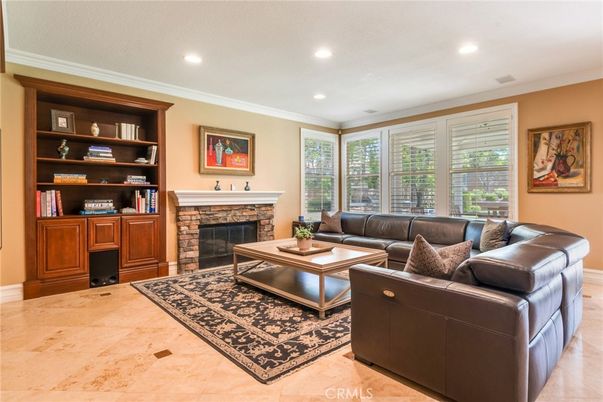 Fireplace, Interior, Living room, Recessed Lighting