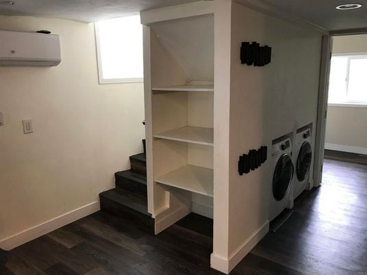 Interior, Washer, Wood Texture Flooring