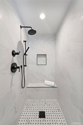 Bathroom, Interior, Marble Walls, Recessed Lighting