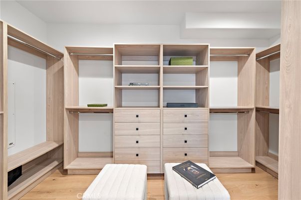 Interior, Walk-in Closets, Wood Texture Flooring