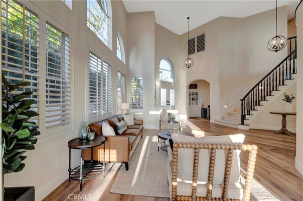 Interior, Living room, Pendant Lights, Wood Texture Flooring