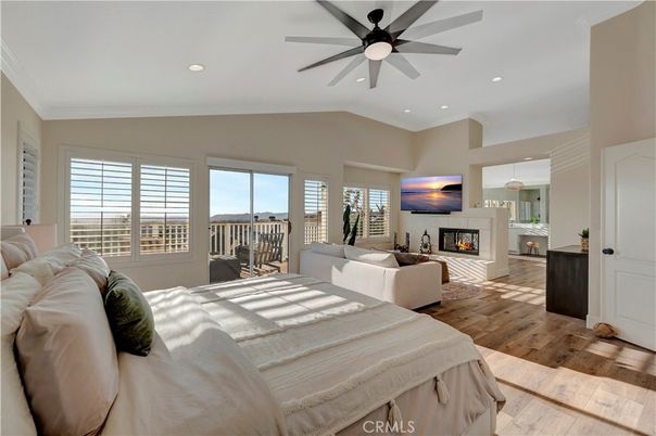 Bedroom, Fireplace, Interior, Recessed Lighting, Wood Texture Flooring