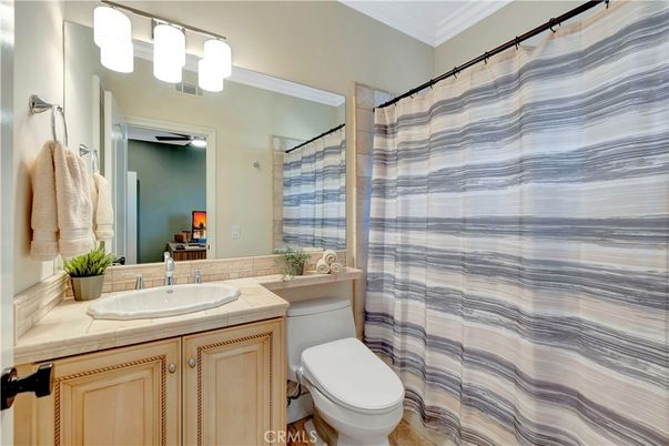 Bathroom, Interior, Tile Countertops