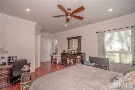 Bedroom, Home Office, Interior, Recessed Lighting, Wood Texture Flooring