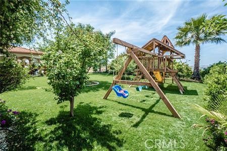 Backyard, Exterior, Playground