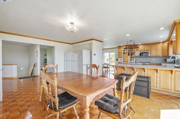 Chandelier, Dining room, Interior, Kitchen, Recessed Lighting, Wood Texture Flooring