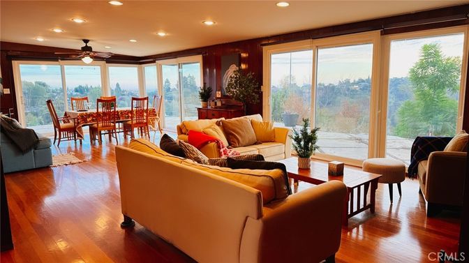 Dining room, Interior, Living room, Recessed Lighting, Wood Texture Flooring
