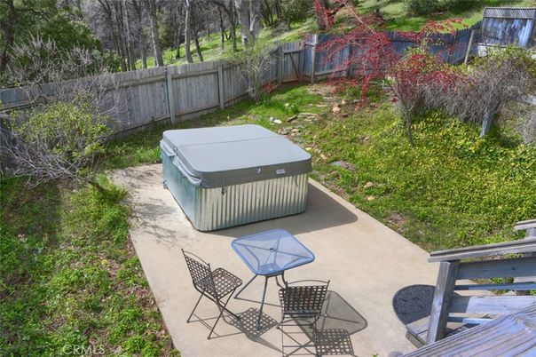 Exterior, Hot Tub