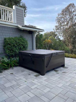 Exterior, Hot Tub