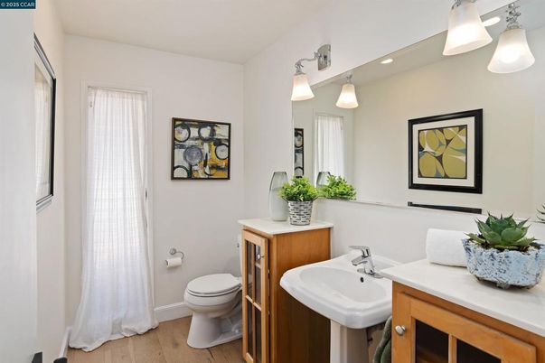 Bathroom, Interior, Recessed Lighting, Wood Texture Flooring