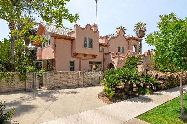 Backyard, Exterior, Facade, Spanish Mediterranean