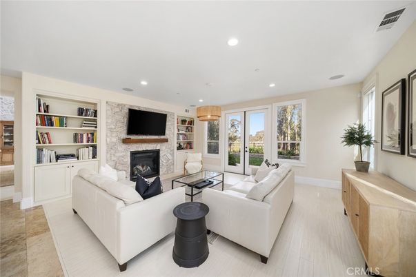 Fireplace, Interior, Living room, Pendant Lights, Recessed Lighting, Stone Walls