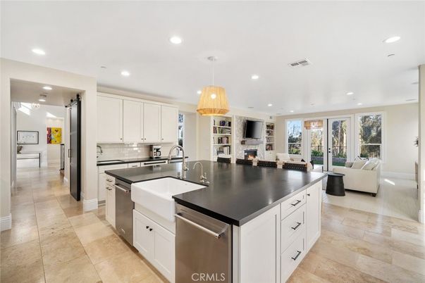 Fireplace, Interior, Kitchen, Living room, Pendant Lights, Recessed Lighting, Stainless Steel Appliances