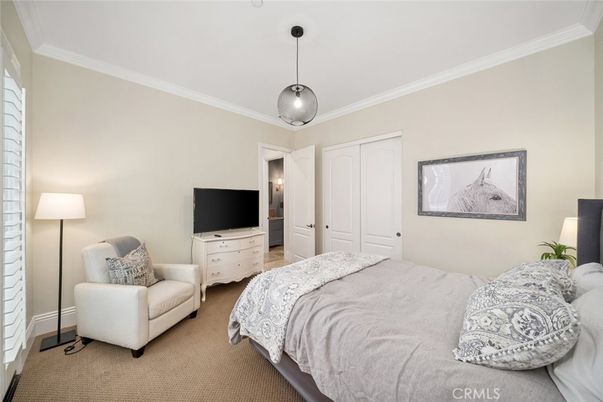 Bedroom, Interior, Pendant Lights