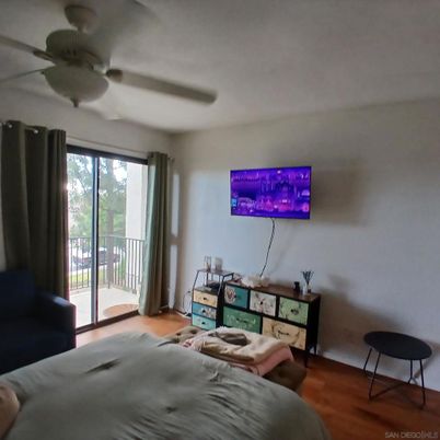 DE Listing image placeholder