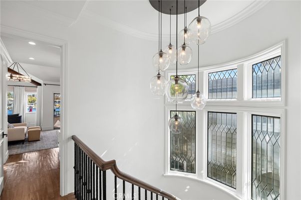 Interior, Pendant Lights, Recessed Lighting, Wood Texture Flooring