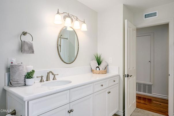 Bathroom, Dual Sink Vanities, Interior, Wood Texture Flooring