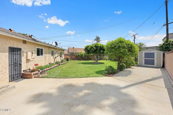 Backyard, Exterior