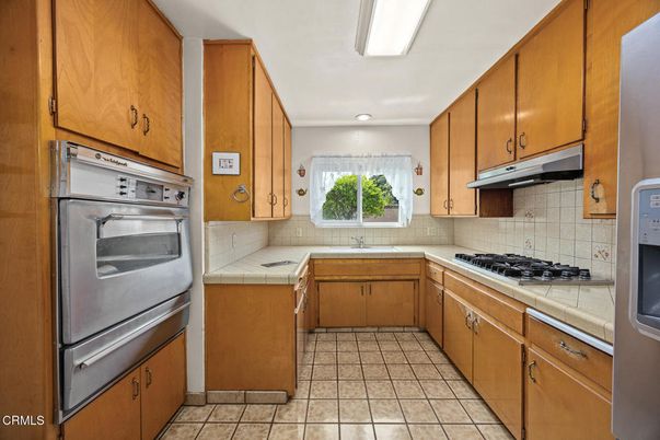 Interior, Kitchen, Recessed Lighting, Tile Countertops