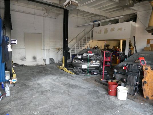 Garage, Interior