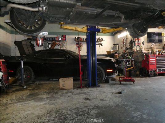 Garage, Interior