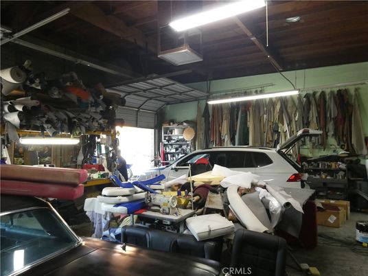 Garage, Interior
