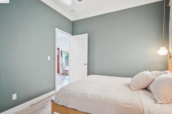 Bedroom, Interior, Pendant Lights, Wood Texture Flooring