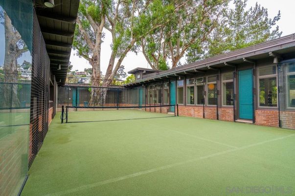 Exterior, Tennis Courts