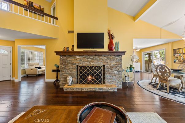 Dining room, Fireplace, Interior, Pendant Lights, Wood Texture Flooring