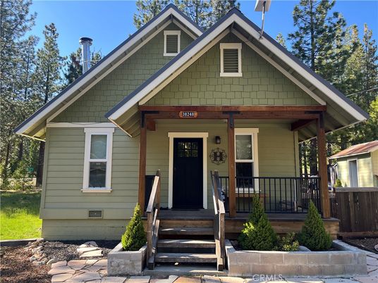 Exterior, Facade, American Craftsman