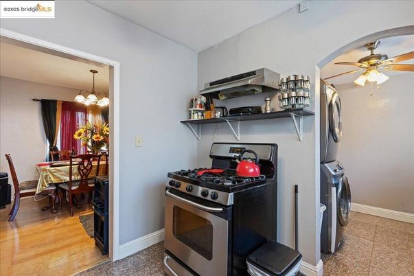 Dining room, Interior, Washer, Wood Texture Flooring