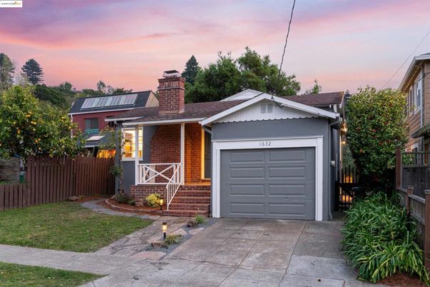 Attached, Exterior, Facade, Brick Facade, Solar Panels, None
