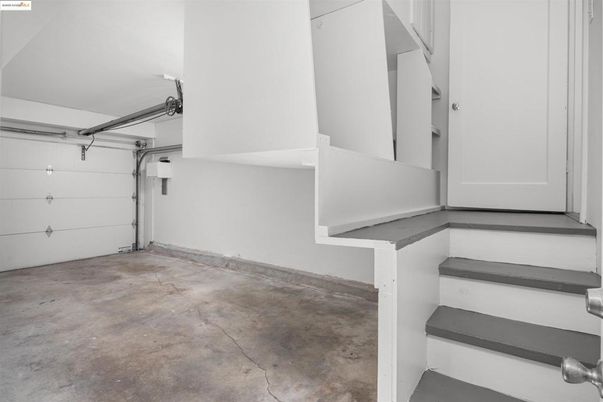 Garage, Interior