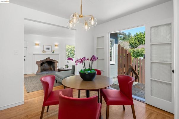 Dining room, Fireplace, Interior, Pendant Lights, Wood Texture Flooring
