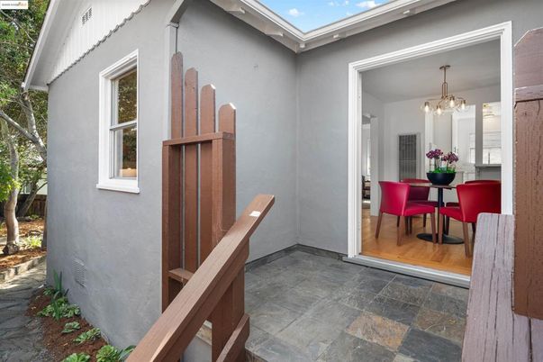 Exterior, Pendant Lights