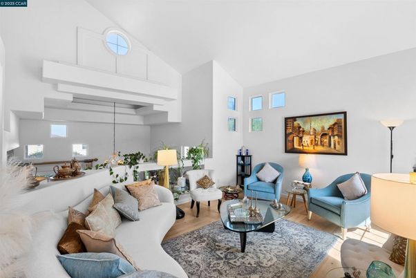 Interior, Living room, Pendant Lights, Wood Texture Flooring