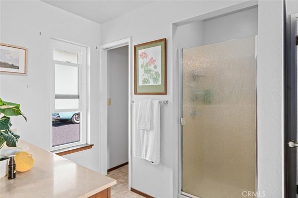 Bathroom, Glass Shower, Interior, Water