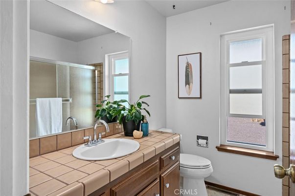 Bathroom, Interior, Tile Countertops