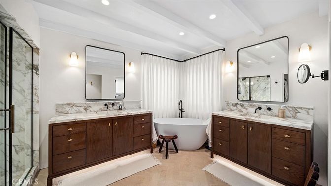 Bathroom, Dual Sink Vanities, Free Standing Baths, Interior, Recessed Lighting