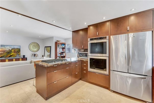 Interior, Kitchen, Living room, Recessed Lighting, Stainless Steel Appliances