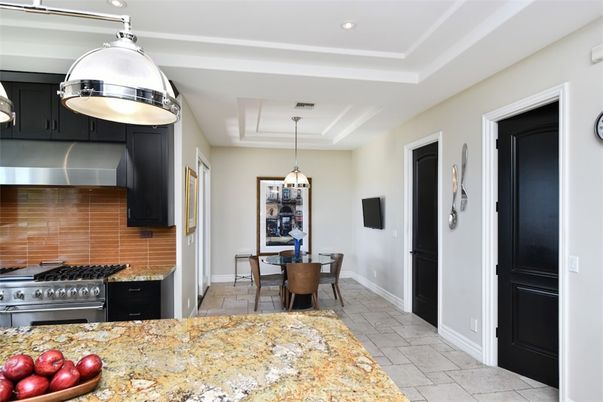 Dining room, Interior, Kitchen, Pendant Lights, Recessed Lighting, Stainless Steel Appliances