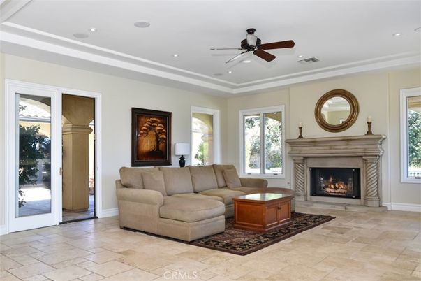 Fireplace, Interior, Living room, Recessed Lighting