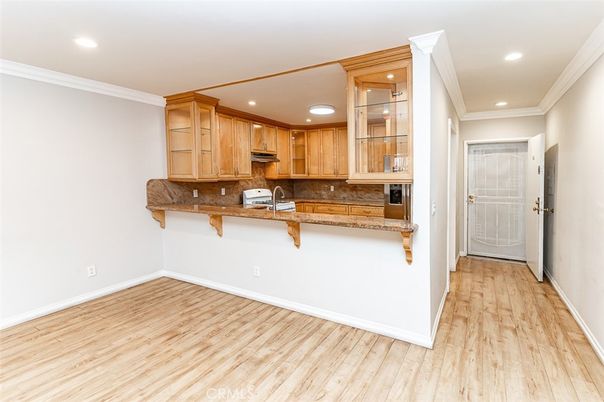 Interior, Kitchen, Recessed Lighting, Wood Texture Flooring
