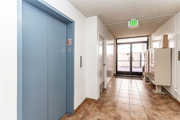 Elevator, Interior