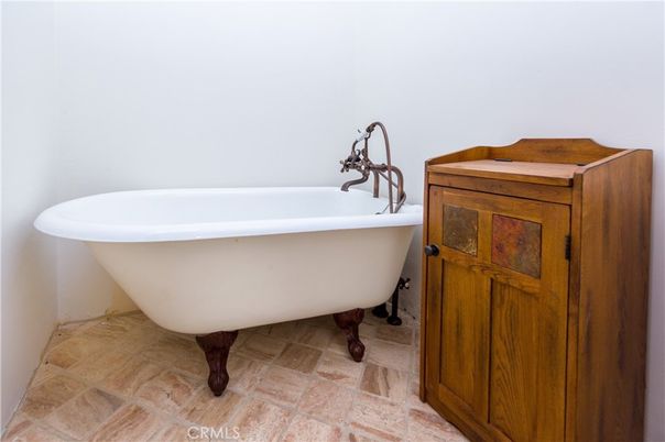 Bathroom, Free Standing Baths, Interior